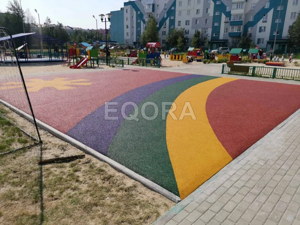 Подходит ли резиновое покрытие для детских площадок в Тобольске?