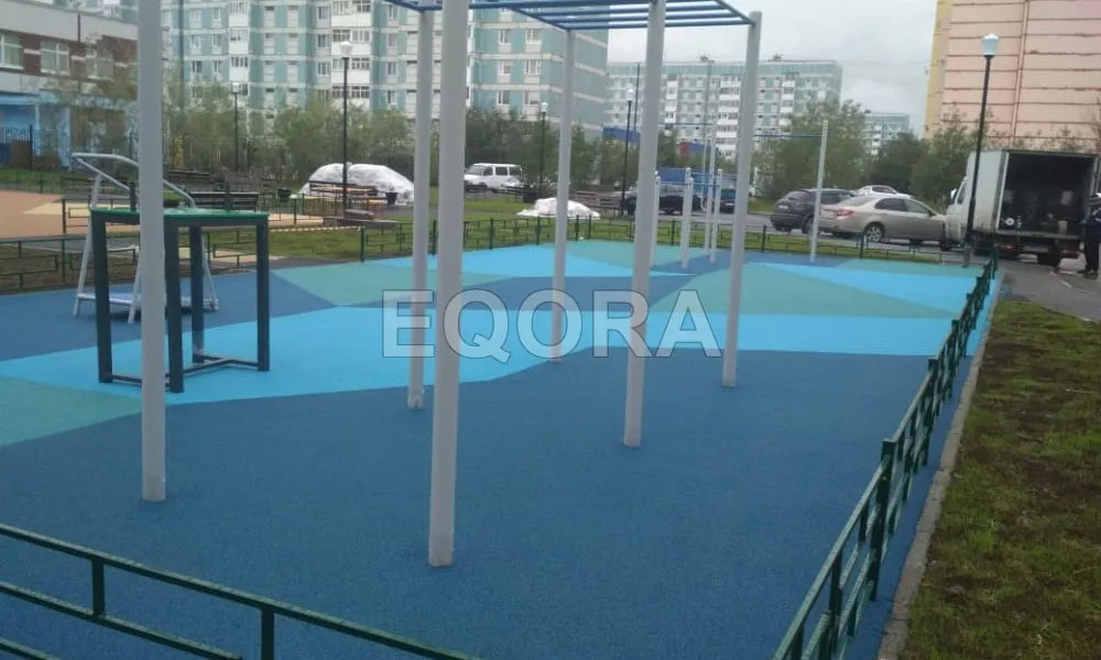 Как рассчитать необходимое количество материала при укладке резиновой крошки в Тобольске?